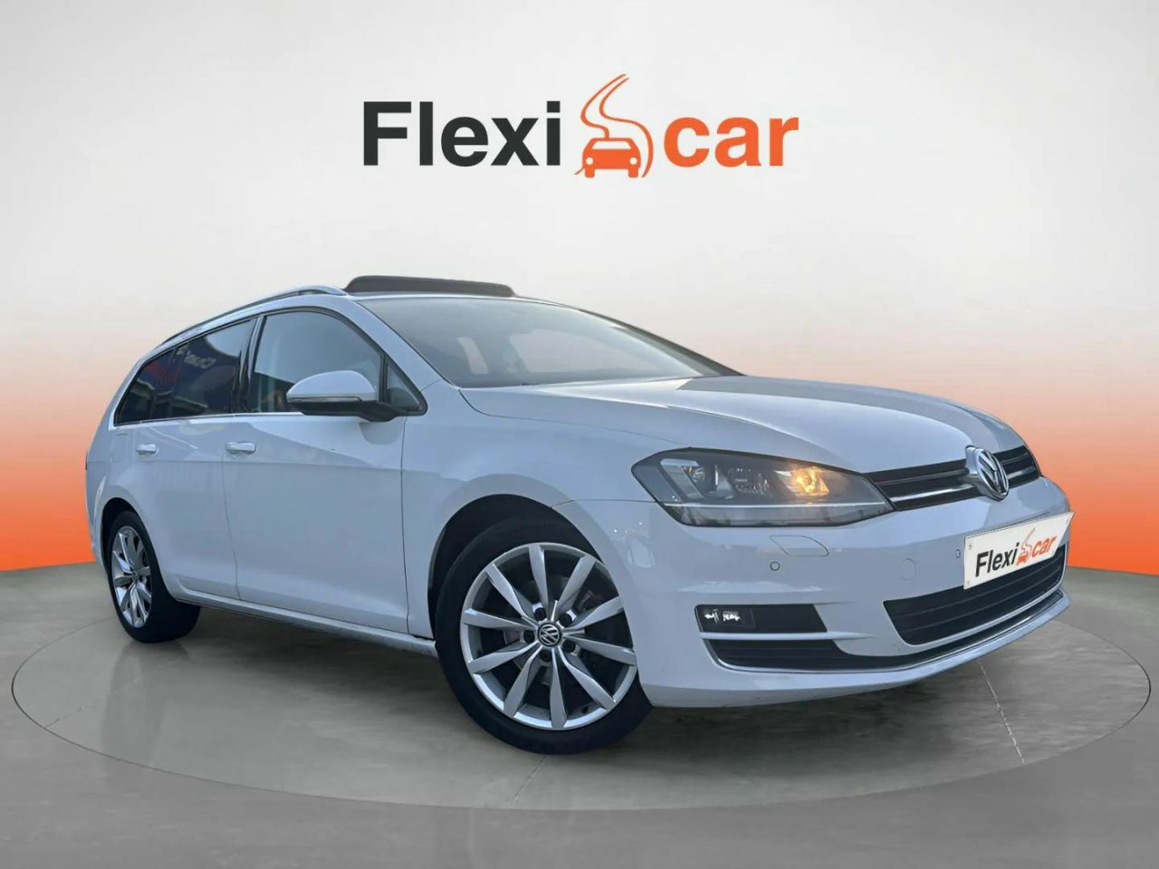 Volkswagen tiguan 5 plazas  de segunda mano - volkswagen golf 2016 /