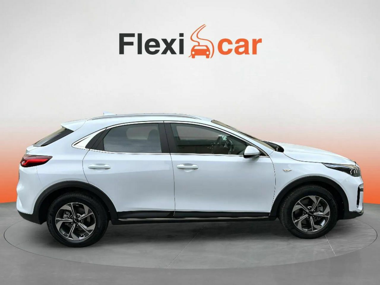 kia xceed 2024 / foto grande (2)