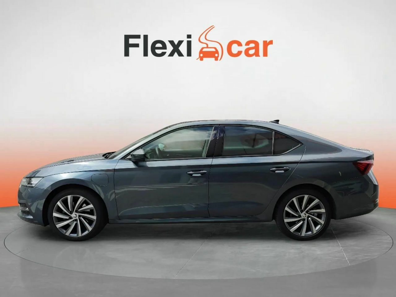 skoda octavia 2021 / foto grande (3)