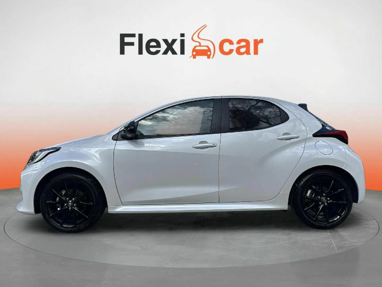 toyota yaris 2022 / foto grande (3)