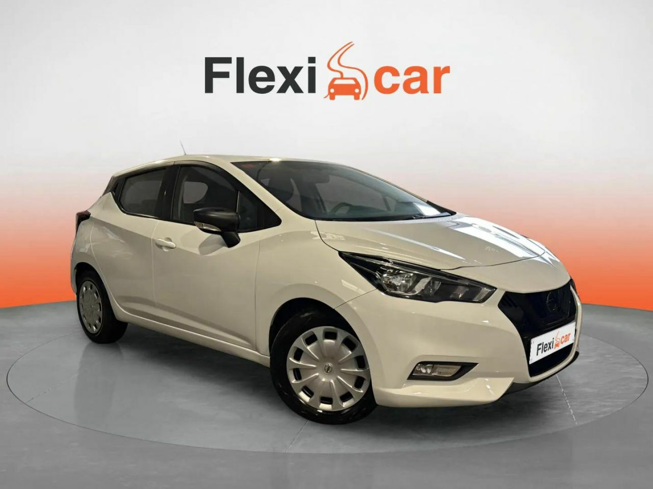Nissan qashqai blanco 5 plazas  de segunda mano - nissan micra 2019 /