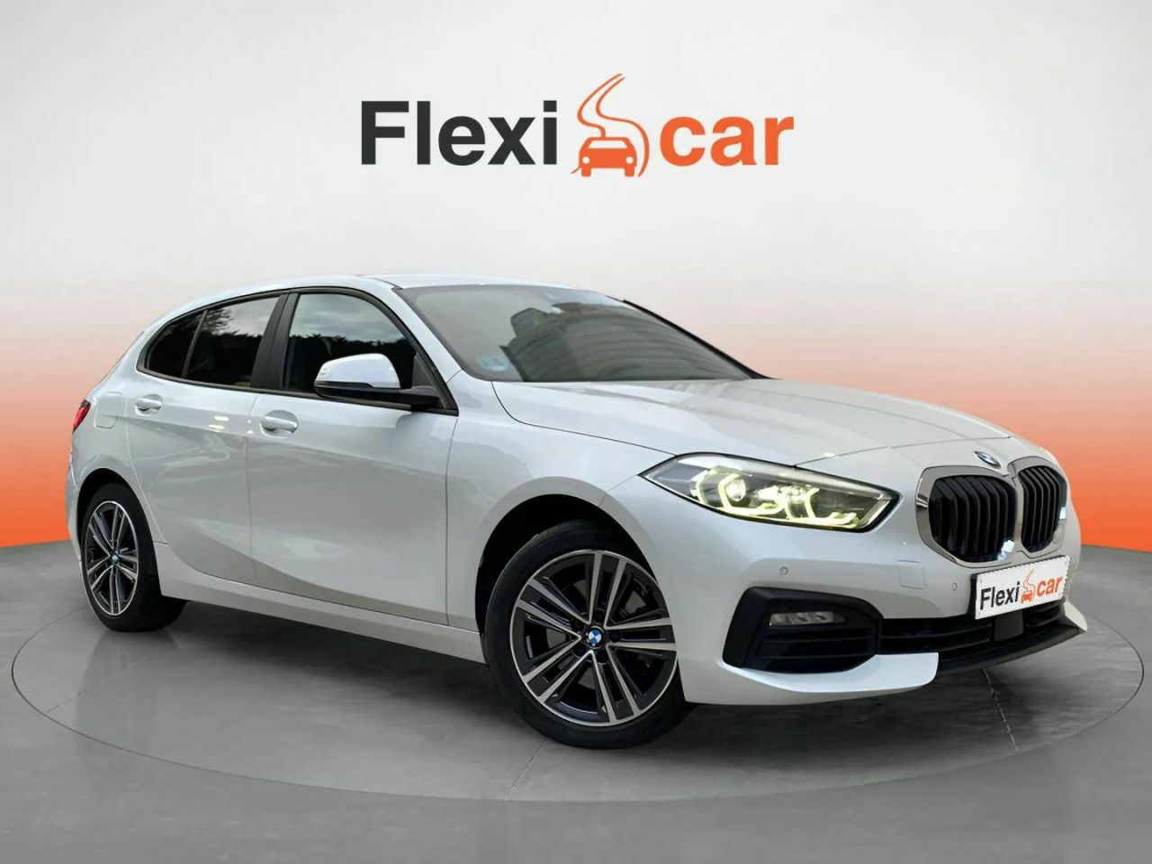 Foto bmw serie 1 2022 /