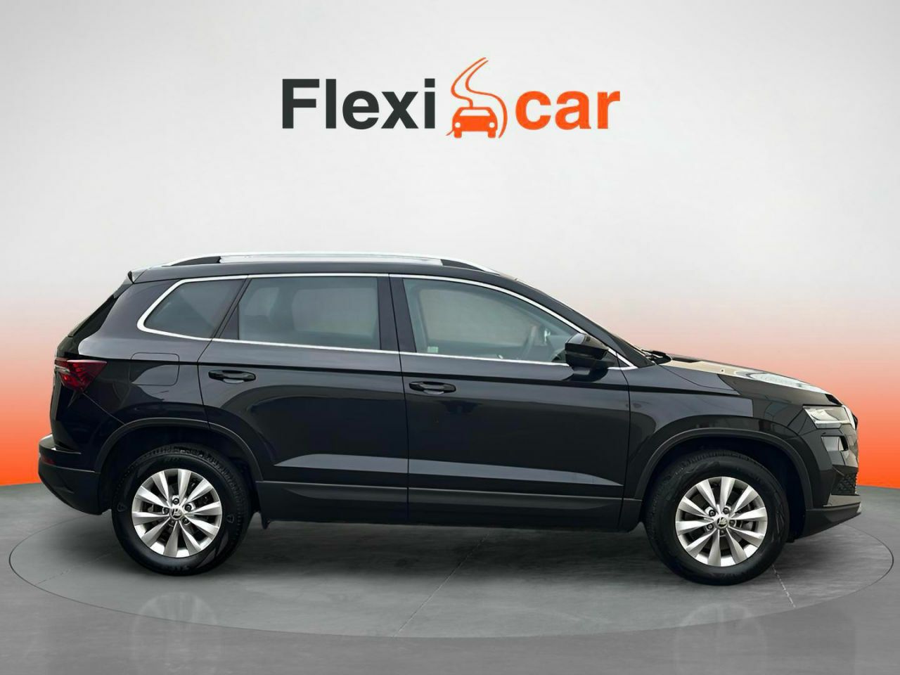 skoda karoq 2023 / foto grande (2)