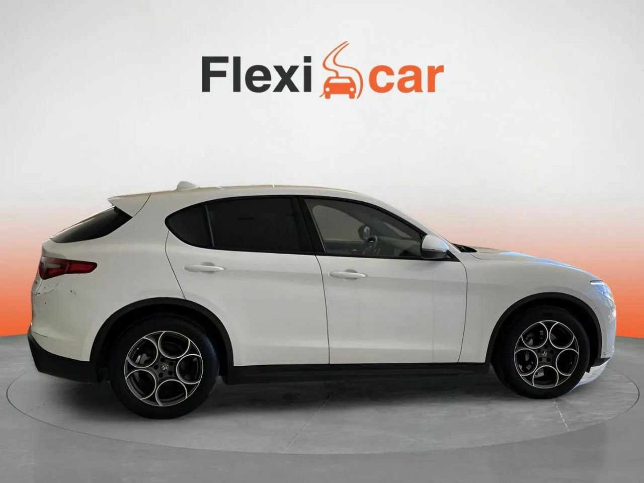 alfa romeo stelvio 2022 / foto grande (3)
