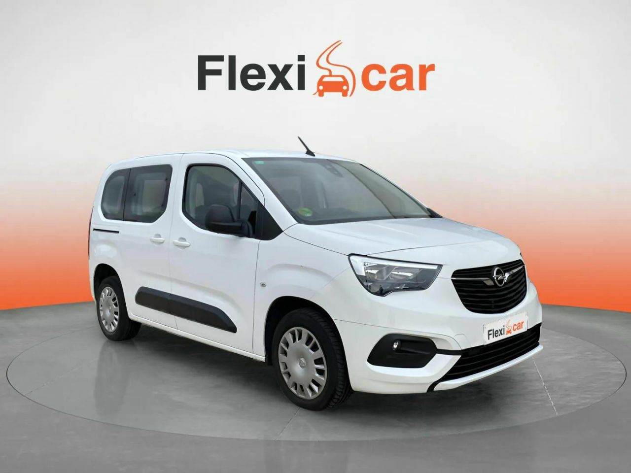 Venta edificio centro badajoz  de segunda mano en Badajoz - opel combo cargo 2021 /