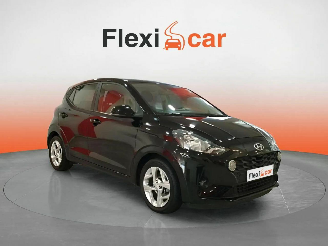 Hyundai i10 color negro  de segunda mano - hyundai i10 2022 /