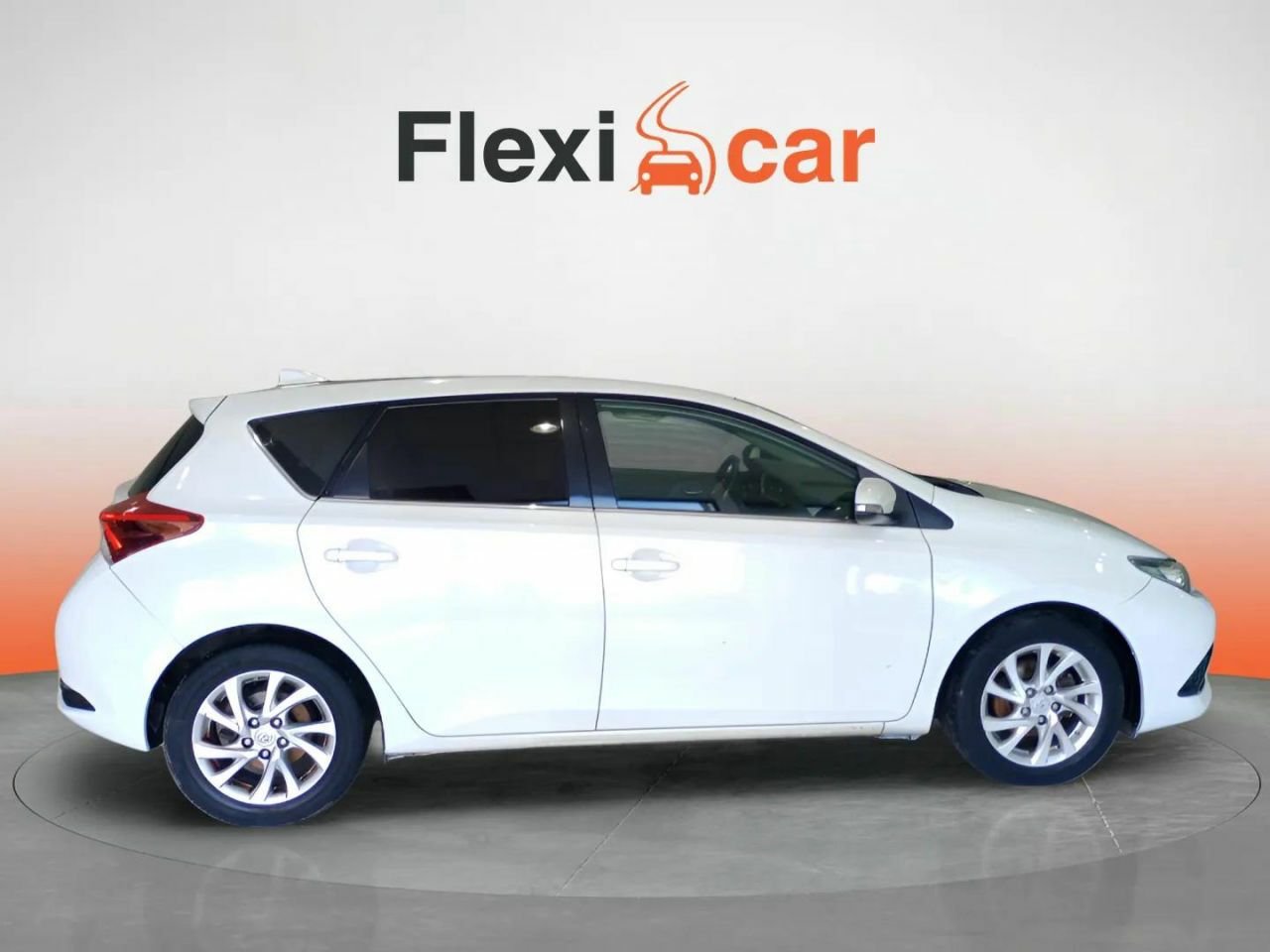 toyota auris 2018 / foto grande (2)