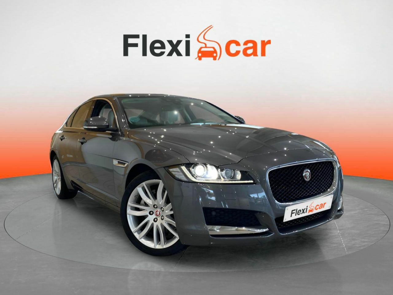 Foto jaguar xf 2016 /
