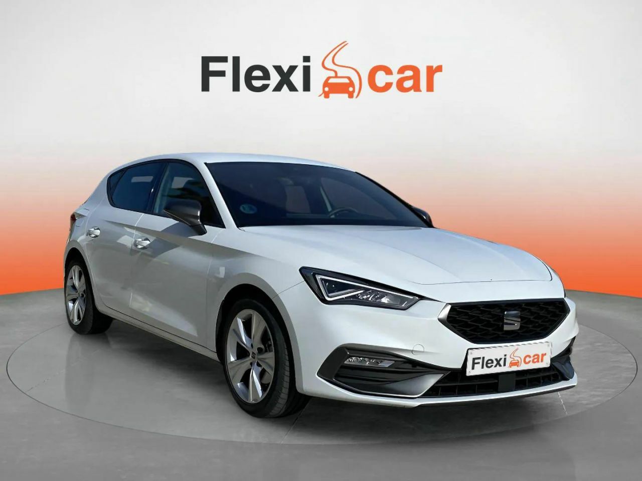 Corolla hibrido 140cv  de segunda mano - seat leon 2022 /