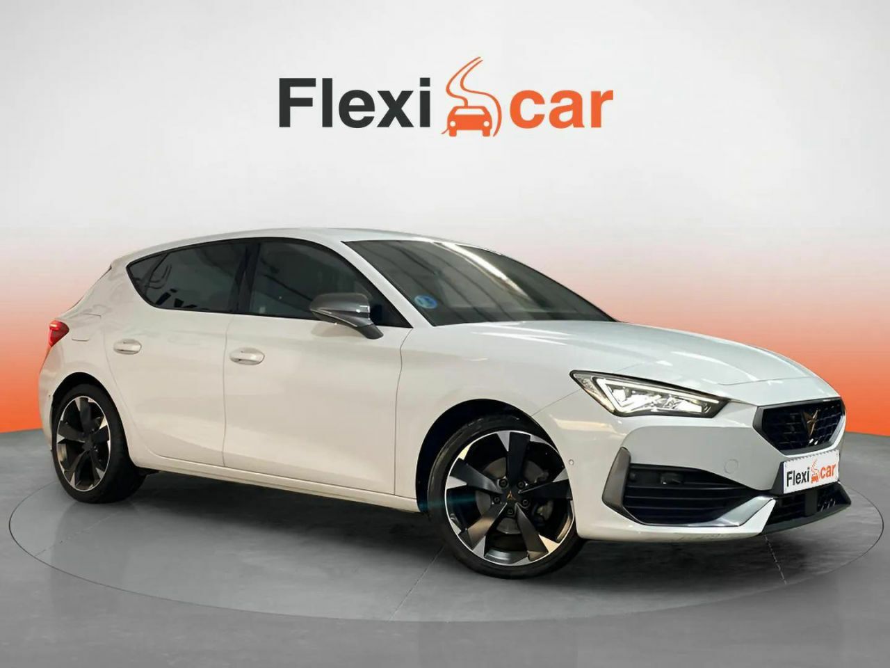 Corolla hibrido 140cv  de segunda mano - cupra león 2023 /
