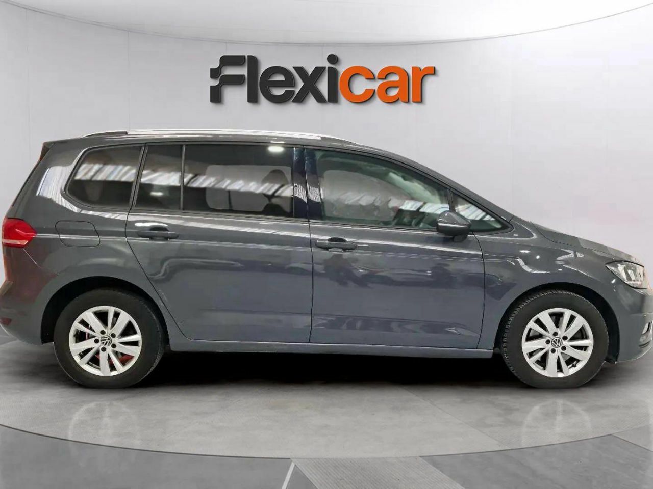 volkswagen touran 2020 / foto grande (3)