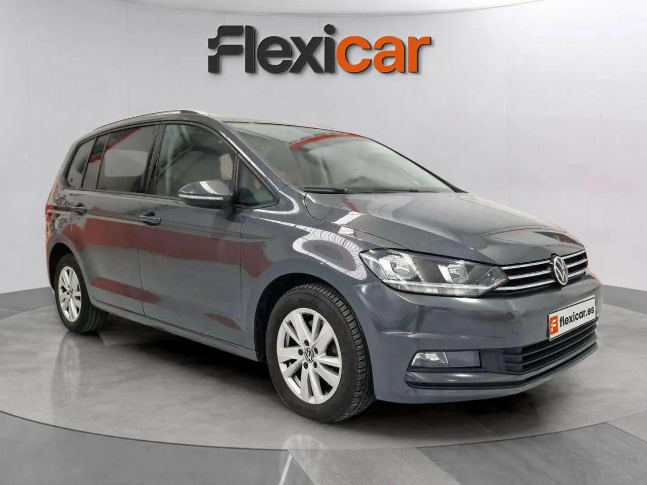 Foto volkswagen touran 2020 /