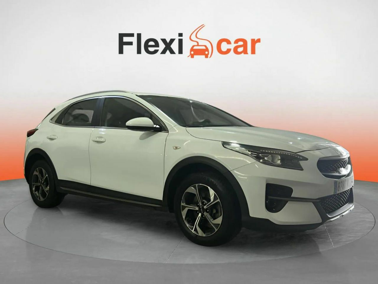 Kia ceed 5 plazas  de segunda mano - kia xceed 2022 /