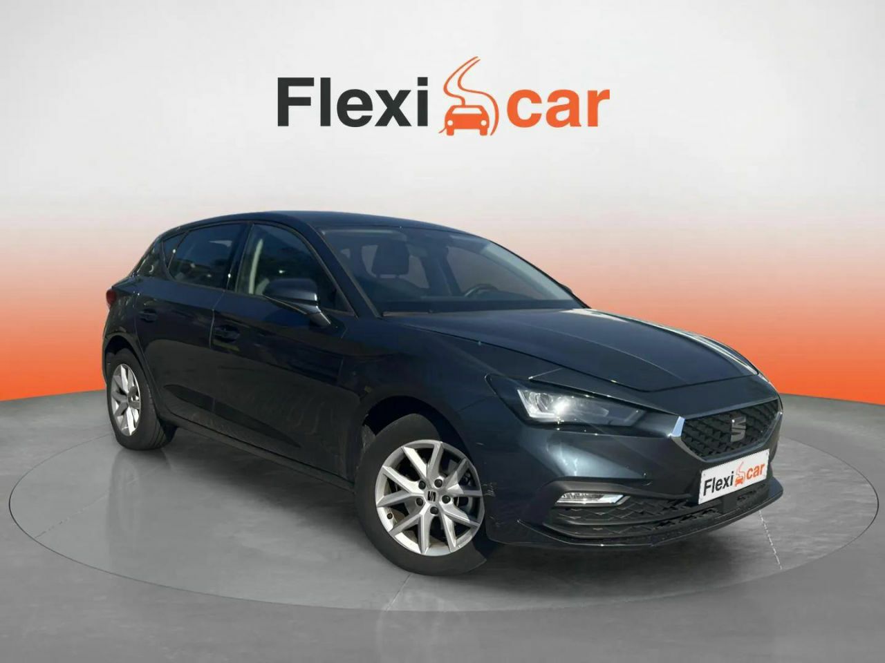 Mucho menos piensas  de segunda mano - seat leon 2022 /