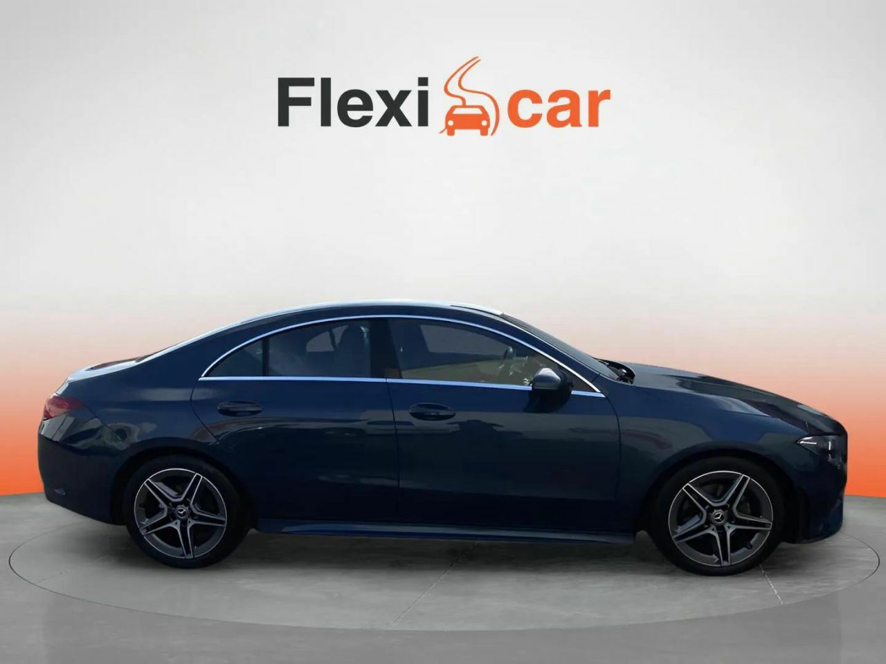 mercedes cla 2023 / foto grande (3)