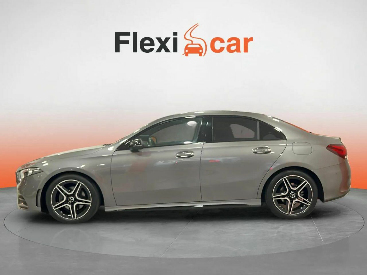 mercedes clase a 2021 / foto grande (3)