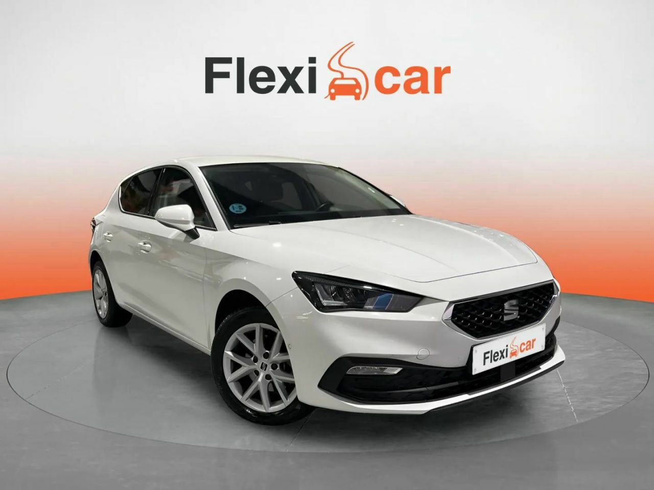 Mucho menos piensas  de segunda mano - seat leon 2022 /
