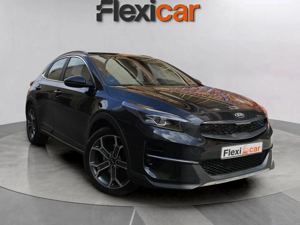 Corolla hibrido 140cv  de segunda mano - kia xceed 2021 /