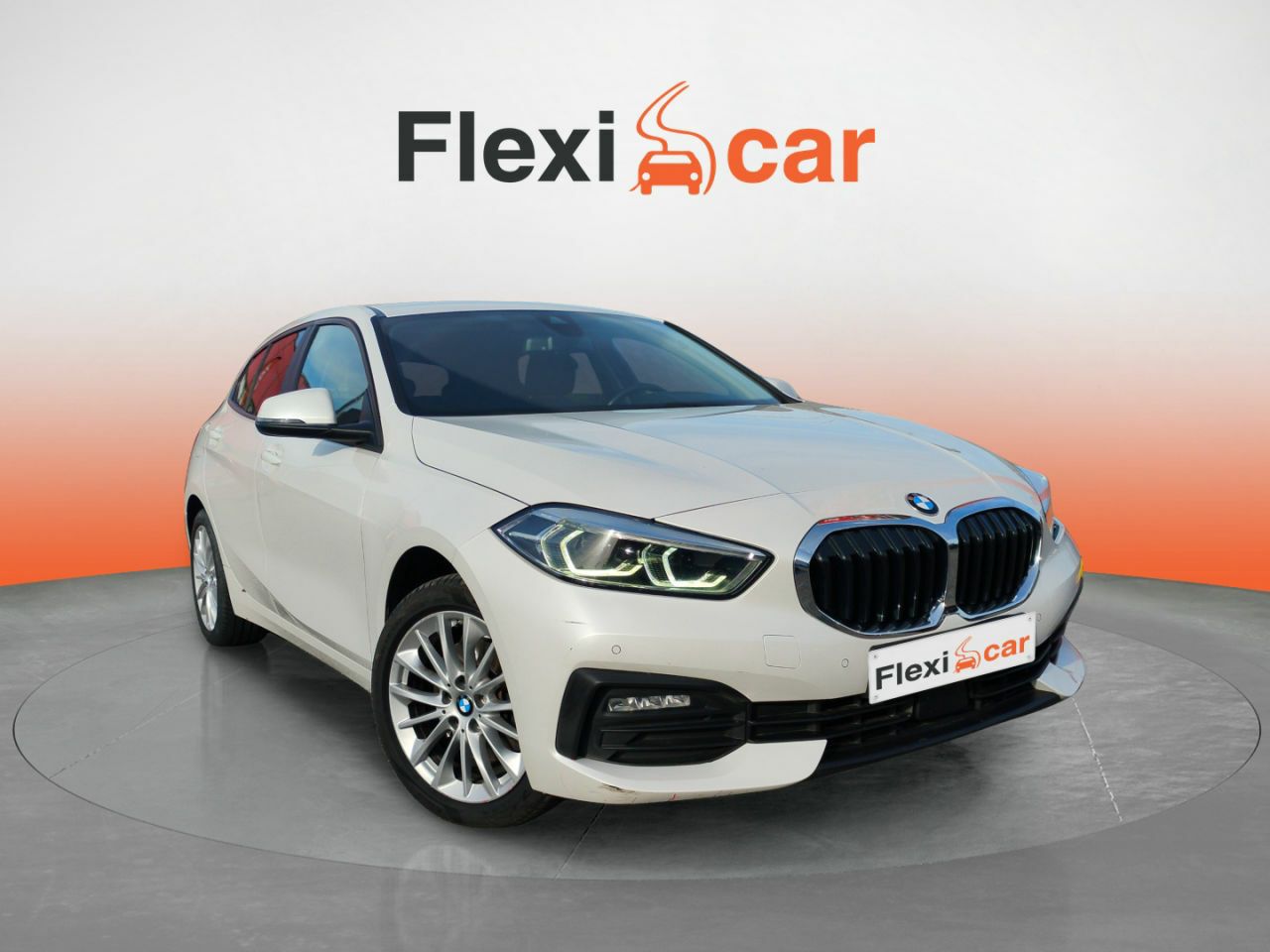 Foto bmw serie 1 2021 /