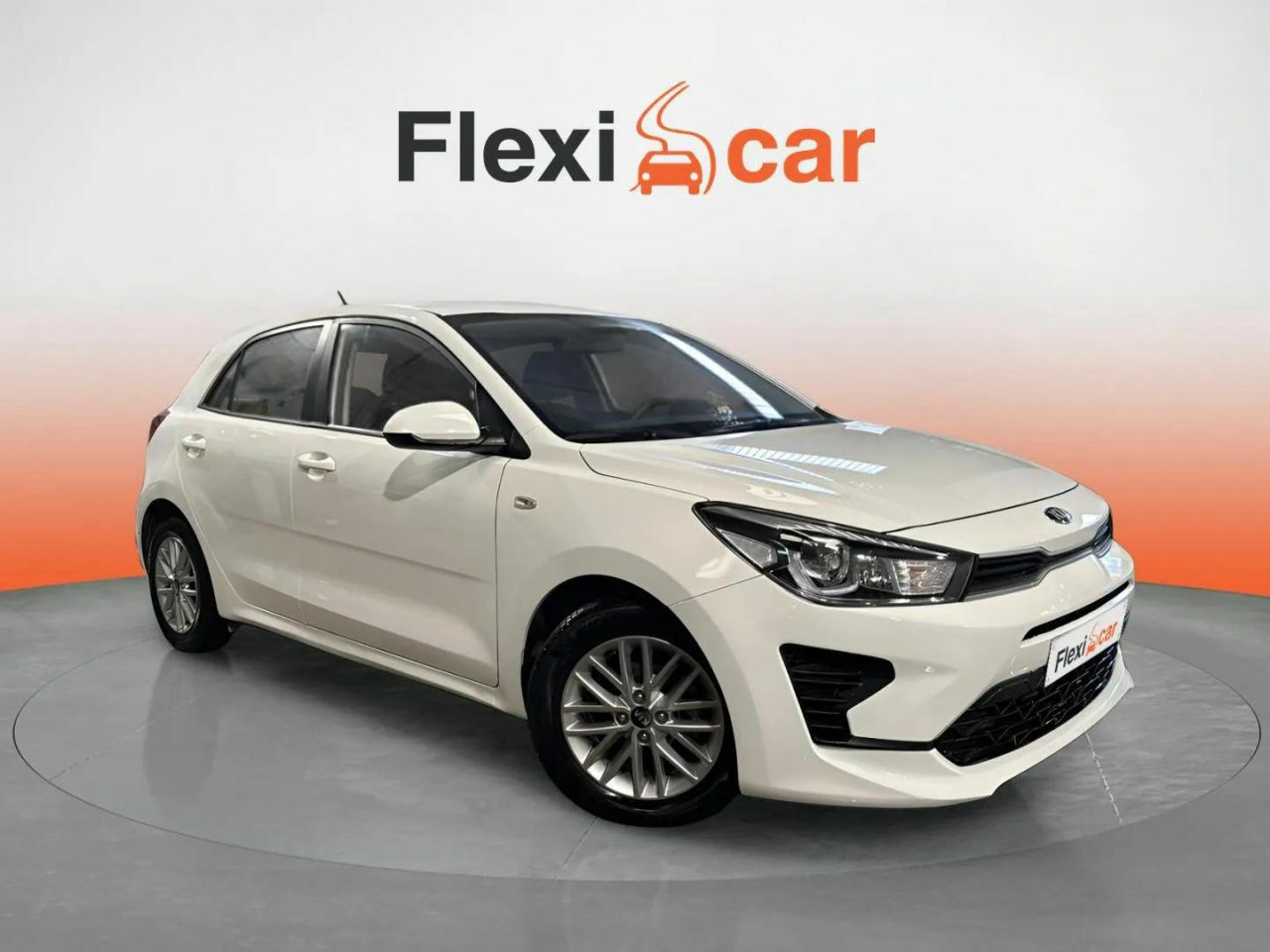 No pierdas oportunidad te da  de segunda mano - kia rio 2021 /