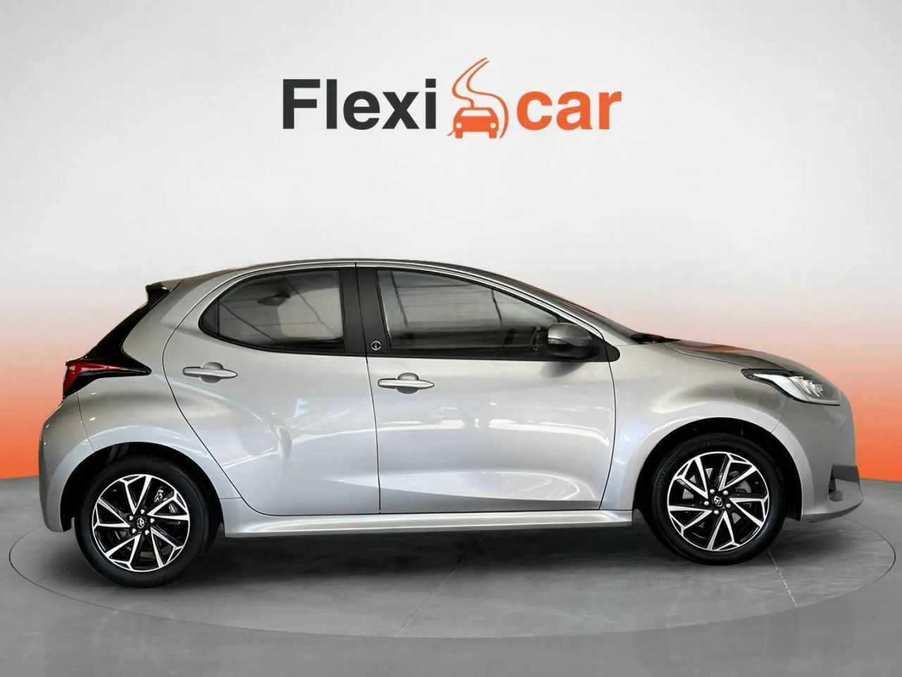 toyota yaris 2022 / foto grande (3)