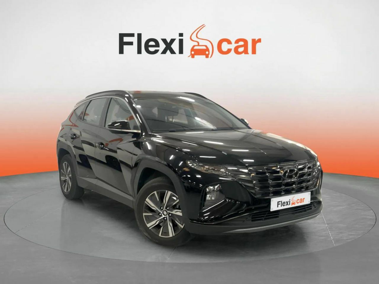 Hyundai i10 color blanco  de segunda mano - hyundai tucson 2021 /