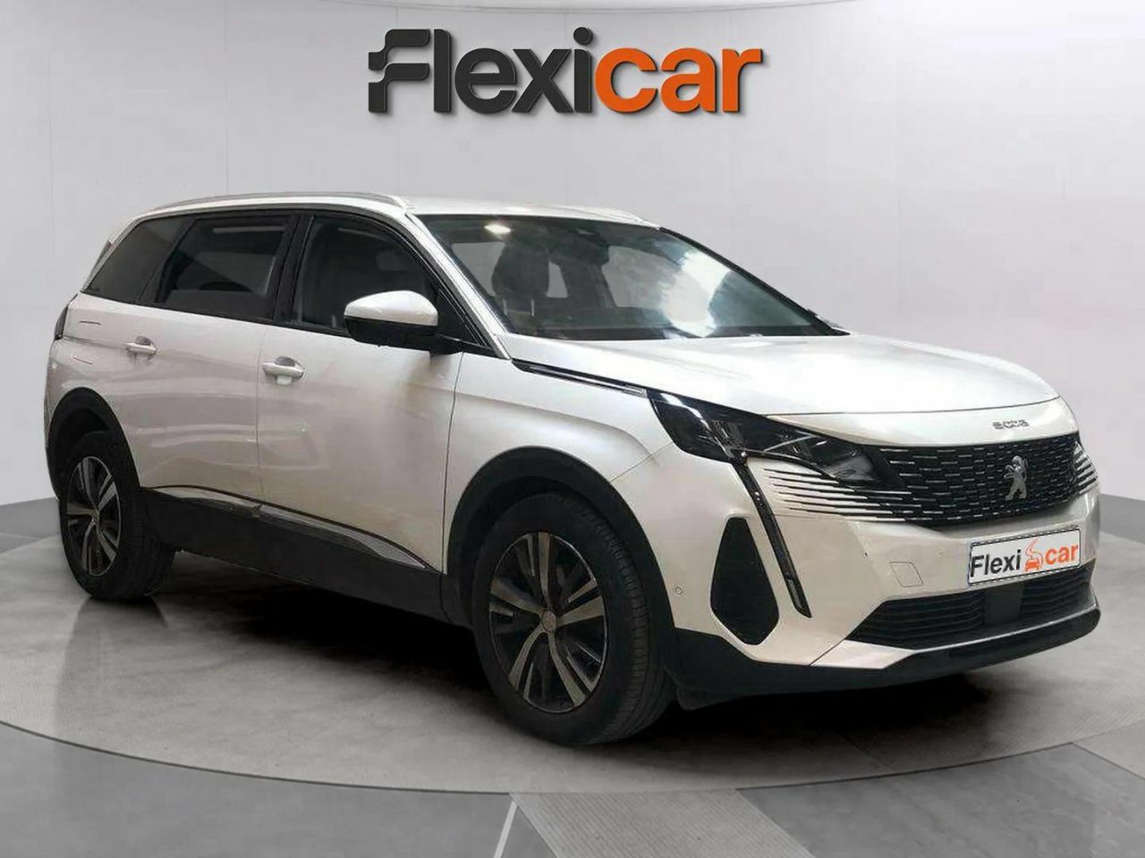 Peugeot 5008 blanco con 5 puertas  de segunda mano - peugeot 5008 2021 /