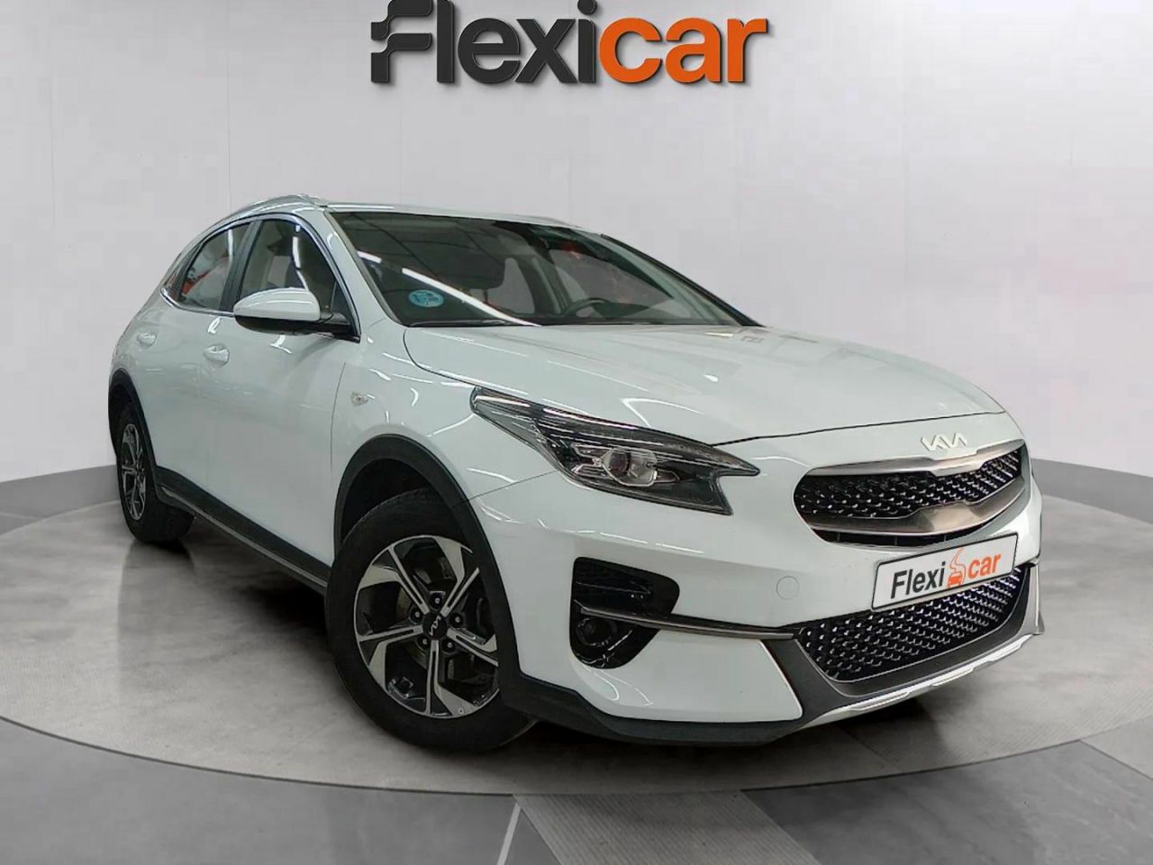 Mucho menos piensas  de segunda mano - kia xceed 2022 /