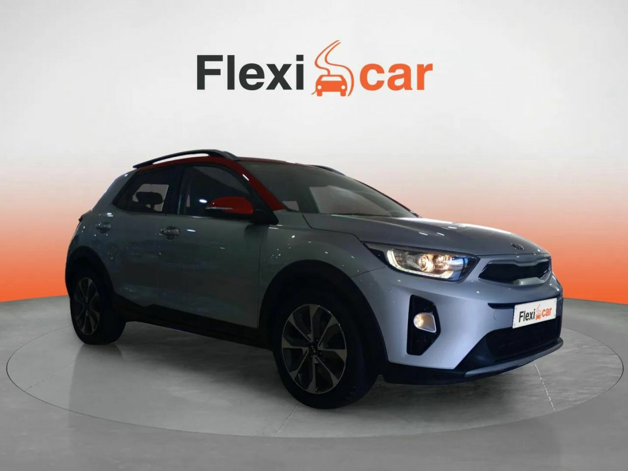 Mucho menos piensas  de segunda mano - kia stonic 2018 /