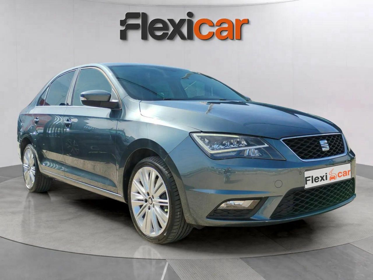 Cubiertas 155 65 13  de segunda mano - seat toledo 2018 /