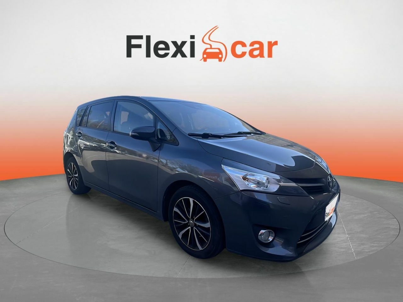Foto toyota verso 2017 /