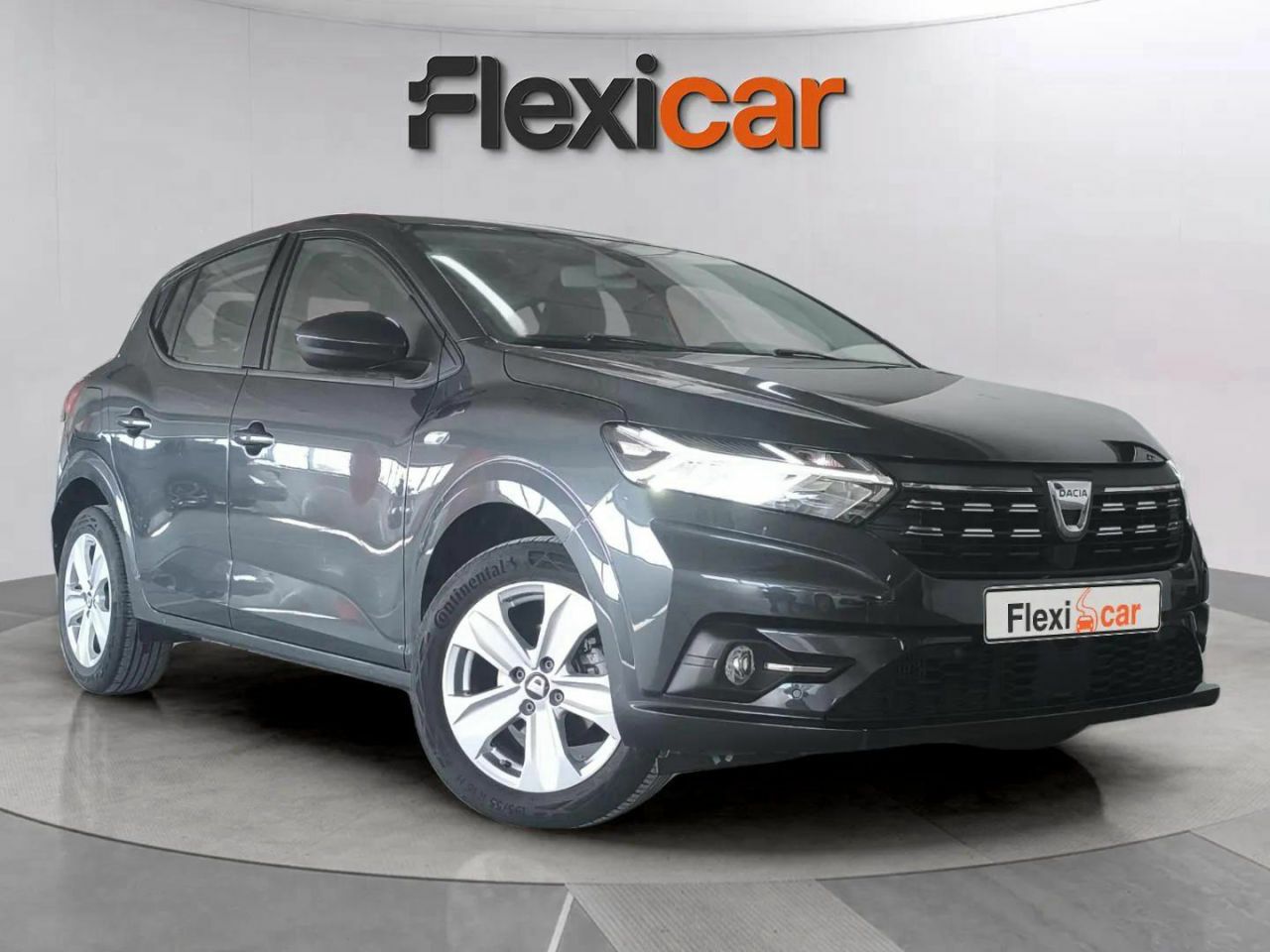 Dacia spring gris  de segunda mano - dacia sandero 2021 /
