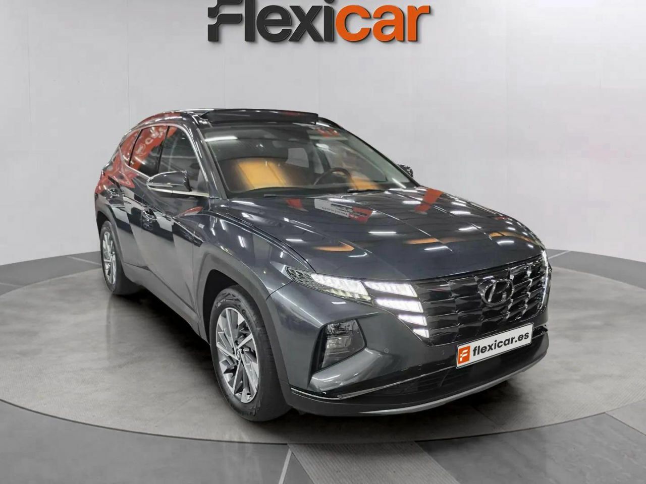 Hyundai i10 color blanco  de segunda mano - hyundai tucson 2021 /