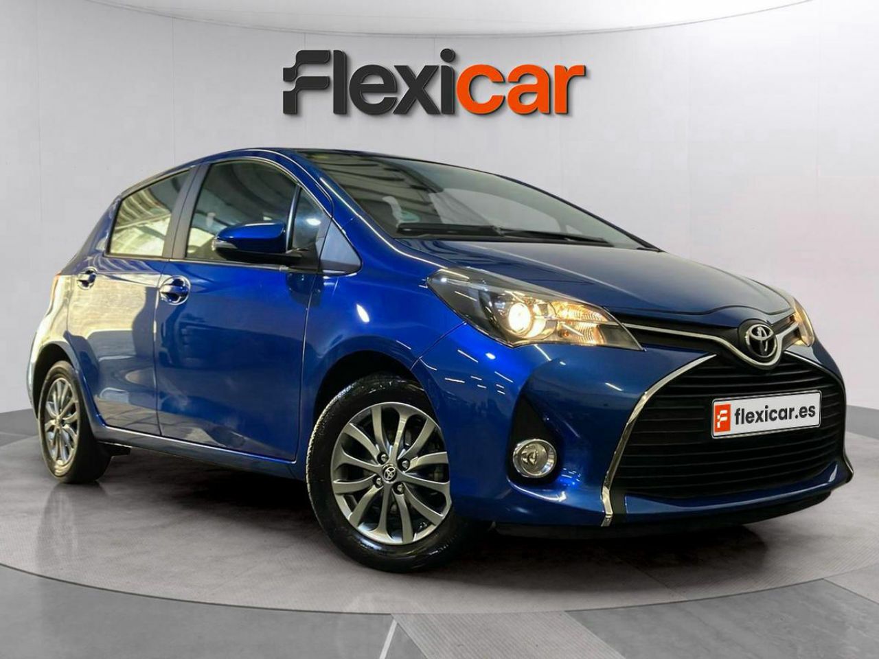 Toyota yaris 15l 110cv  de segunda mano - toyota yaris 2016 /