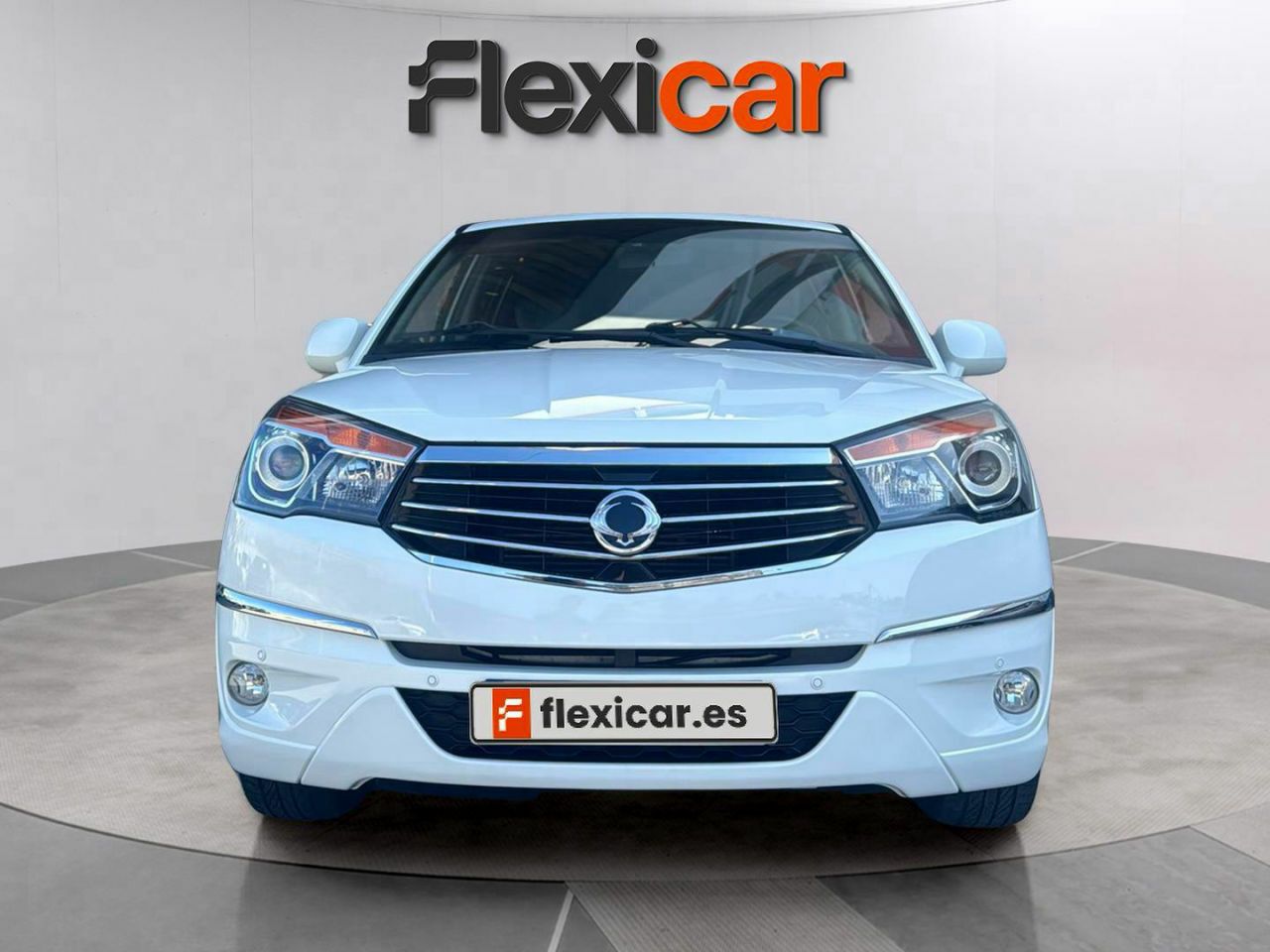 ssangyong rodius 2017 / foto grande (2)