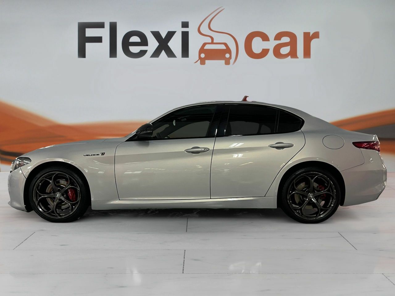 alfa romeo giulia 2021 / foto grande (3)