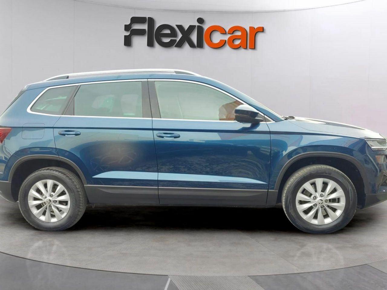 skoda karoq 2023 / foto grande (2)