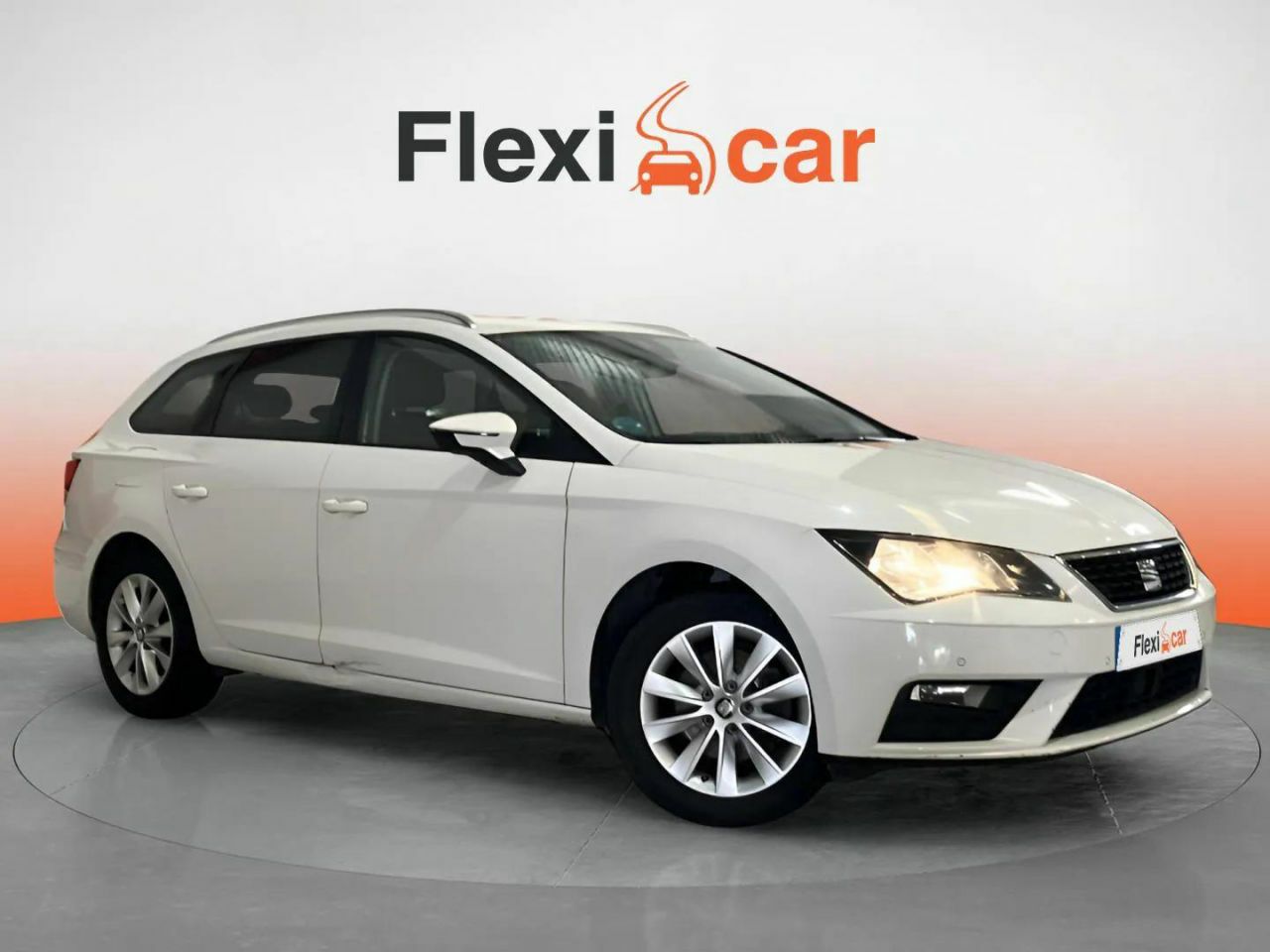 Rebajado oportunidad naves ganaderas  de segunda mano - seat leon 2019 /