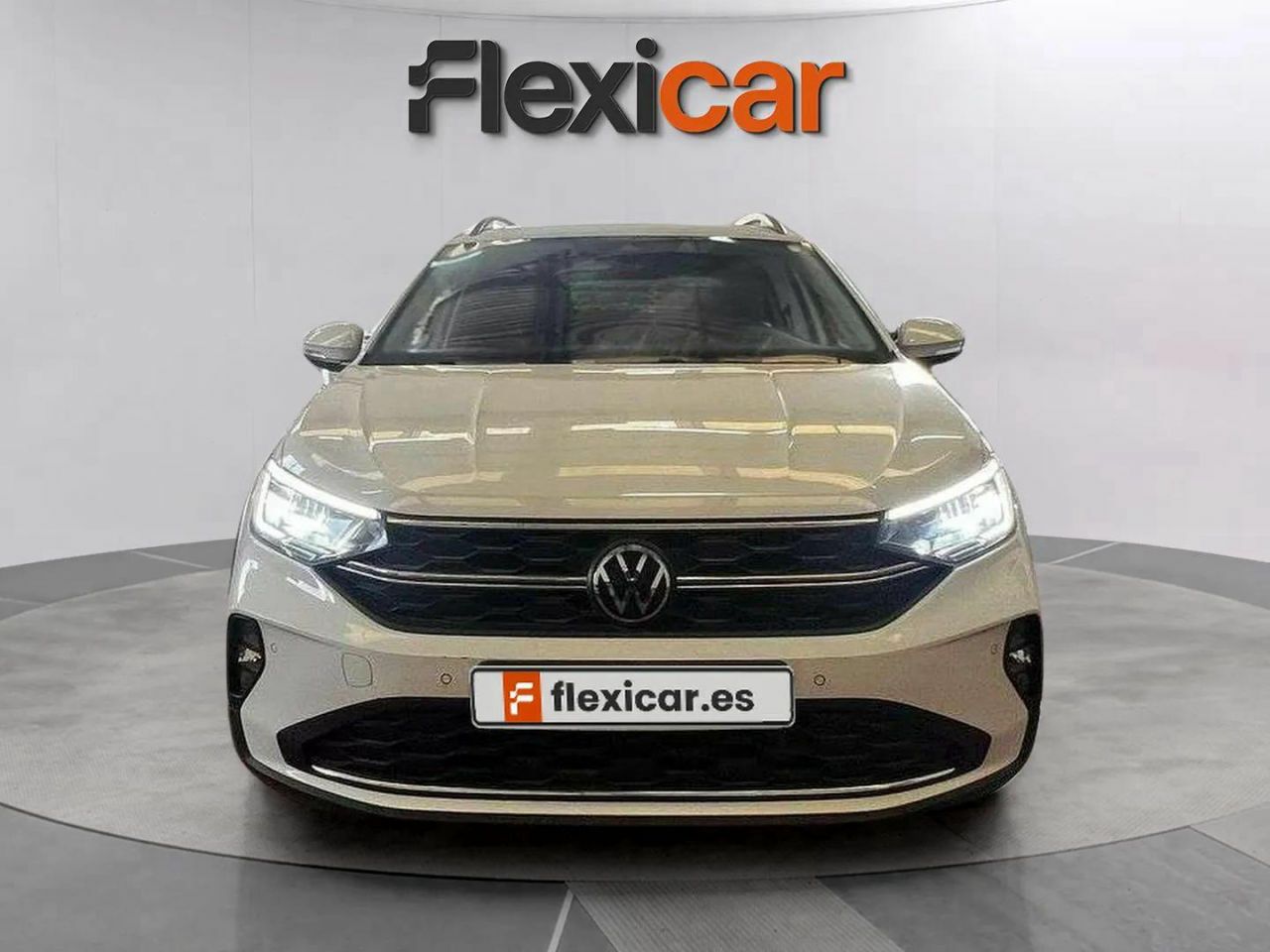 volkswagen taigo 2023 / foto grande (2)