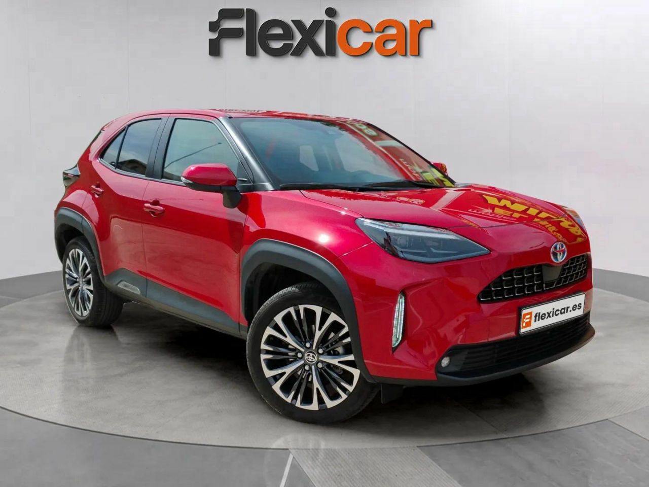 Mucho menos piensas mucho  de segunda mano - toyota yaris cross 2023 /