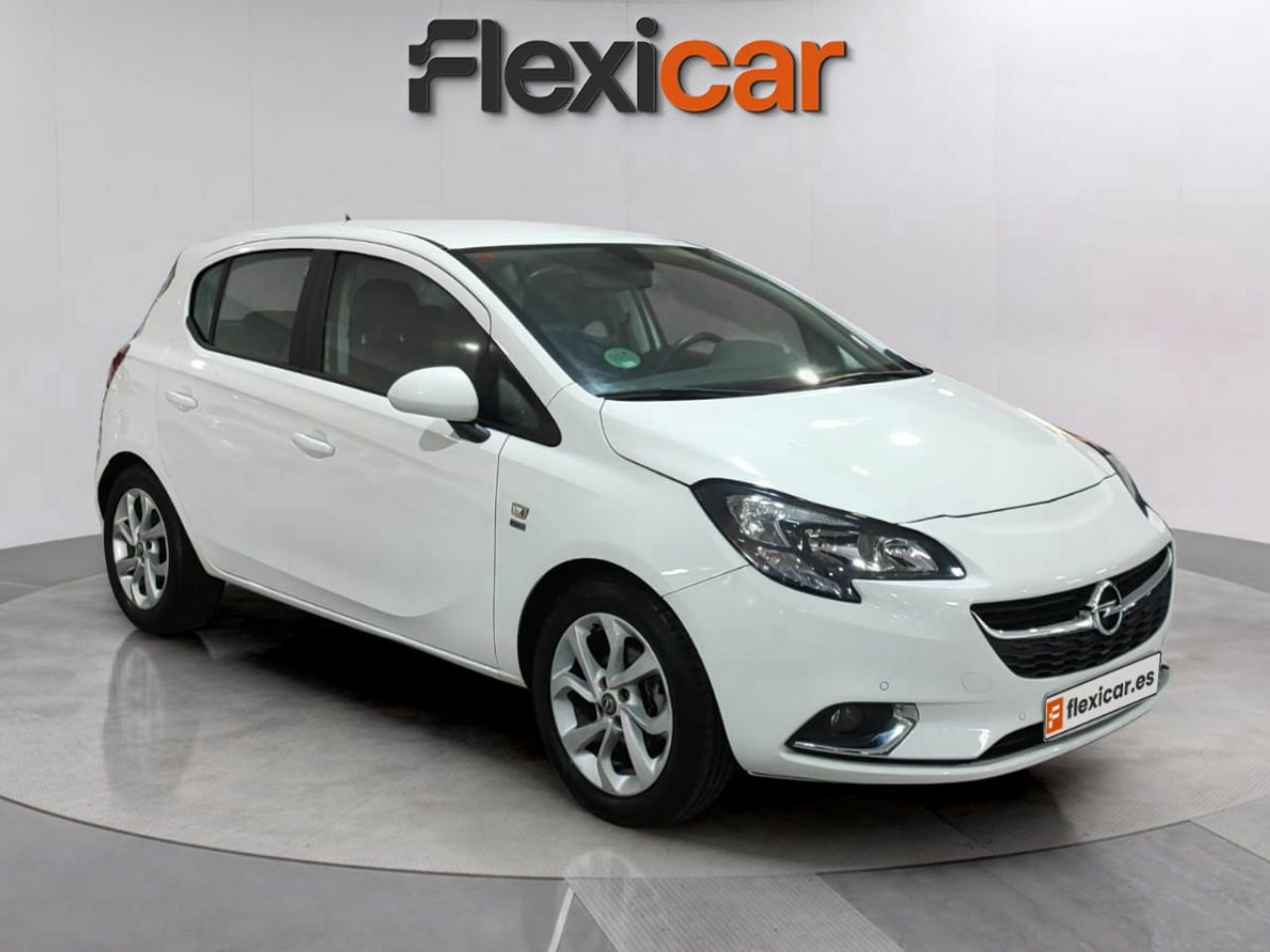 Mucho menos piensas mucho  de segunda mano - opel corsa 2019 /