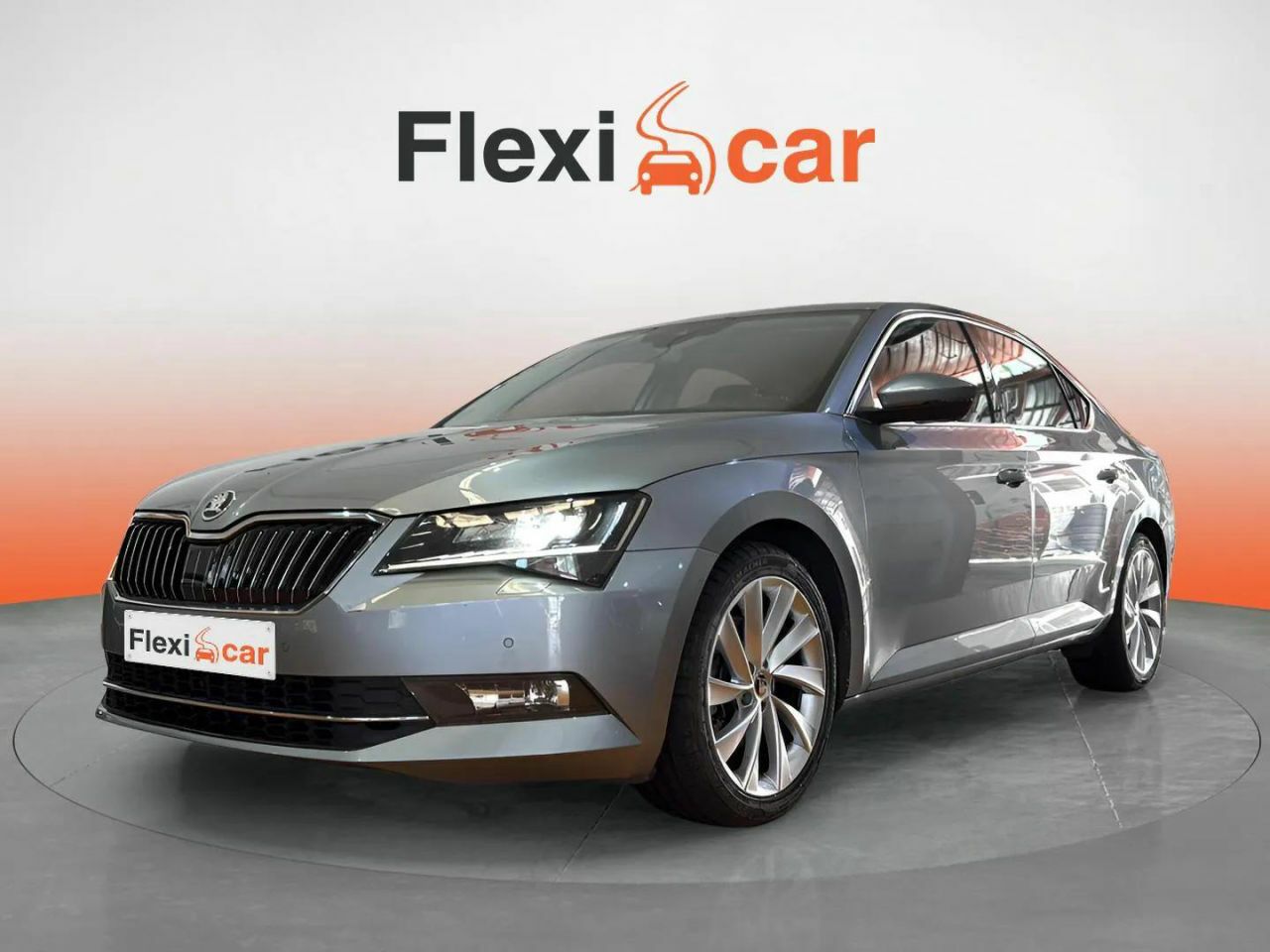skoda superb 2017 / foto grande (3)