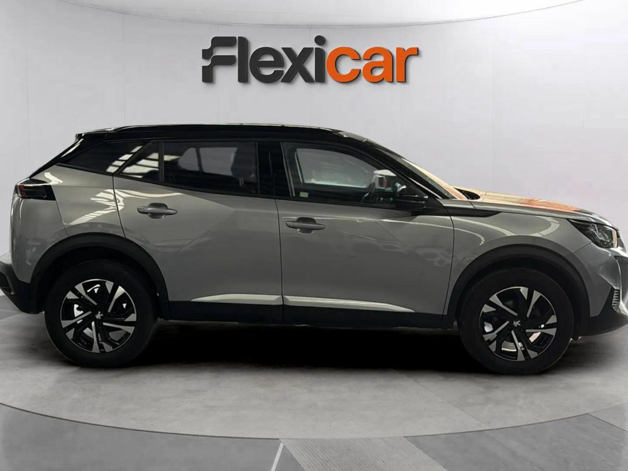 peugeot 2008 2023 / foto grande (3)