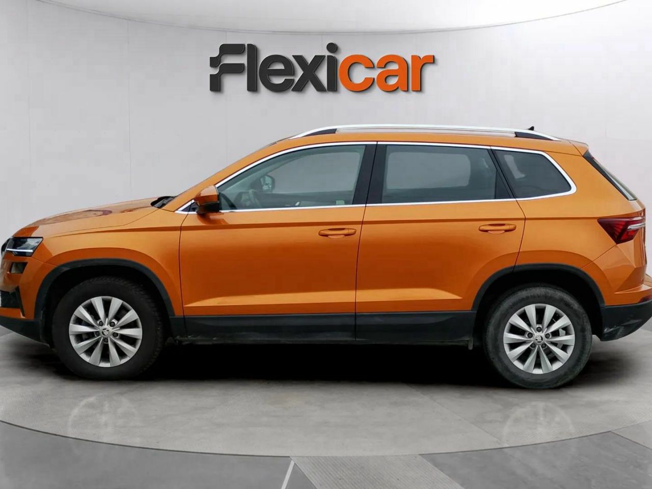 skoda karoq 2023 / foto grande (3)