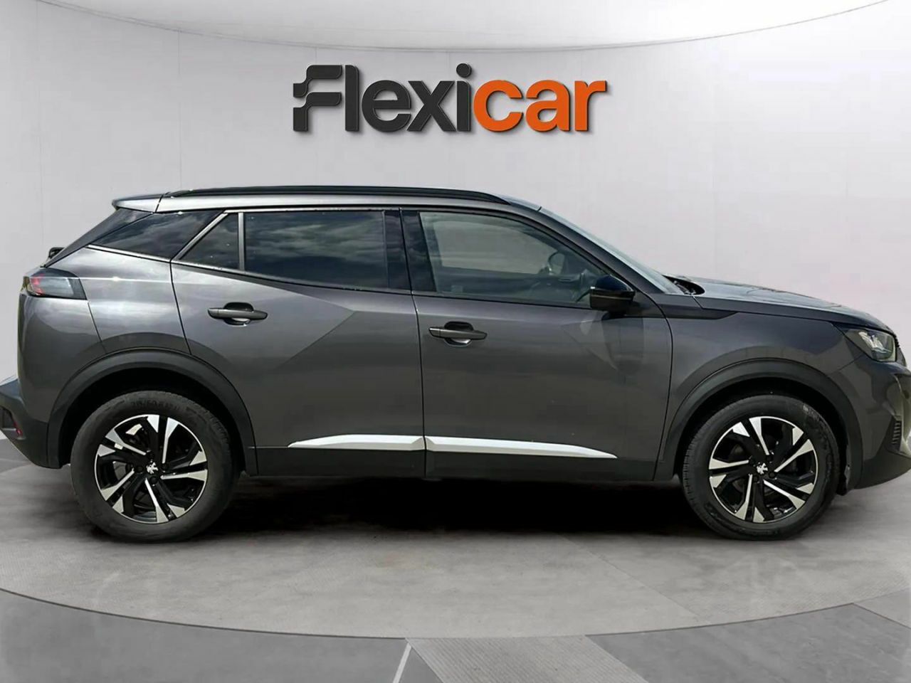 peugeot 2008 2023 / foto grande (3)