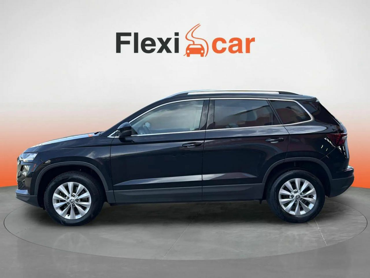 skoda karoq 2023 / foto grande (3)