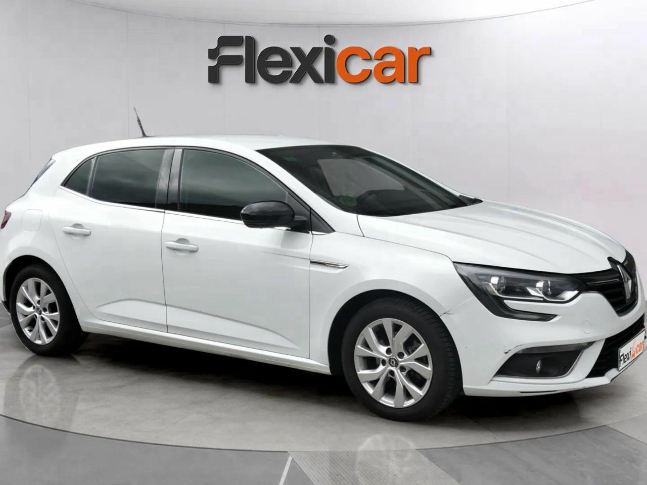 Foto renault megane 2019 /