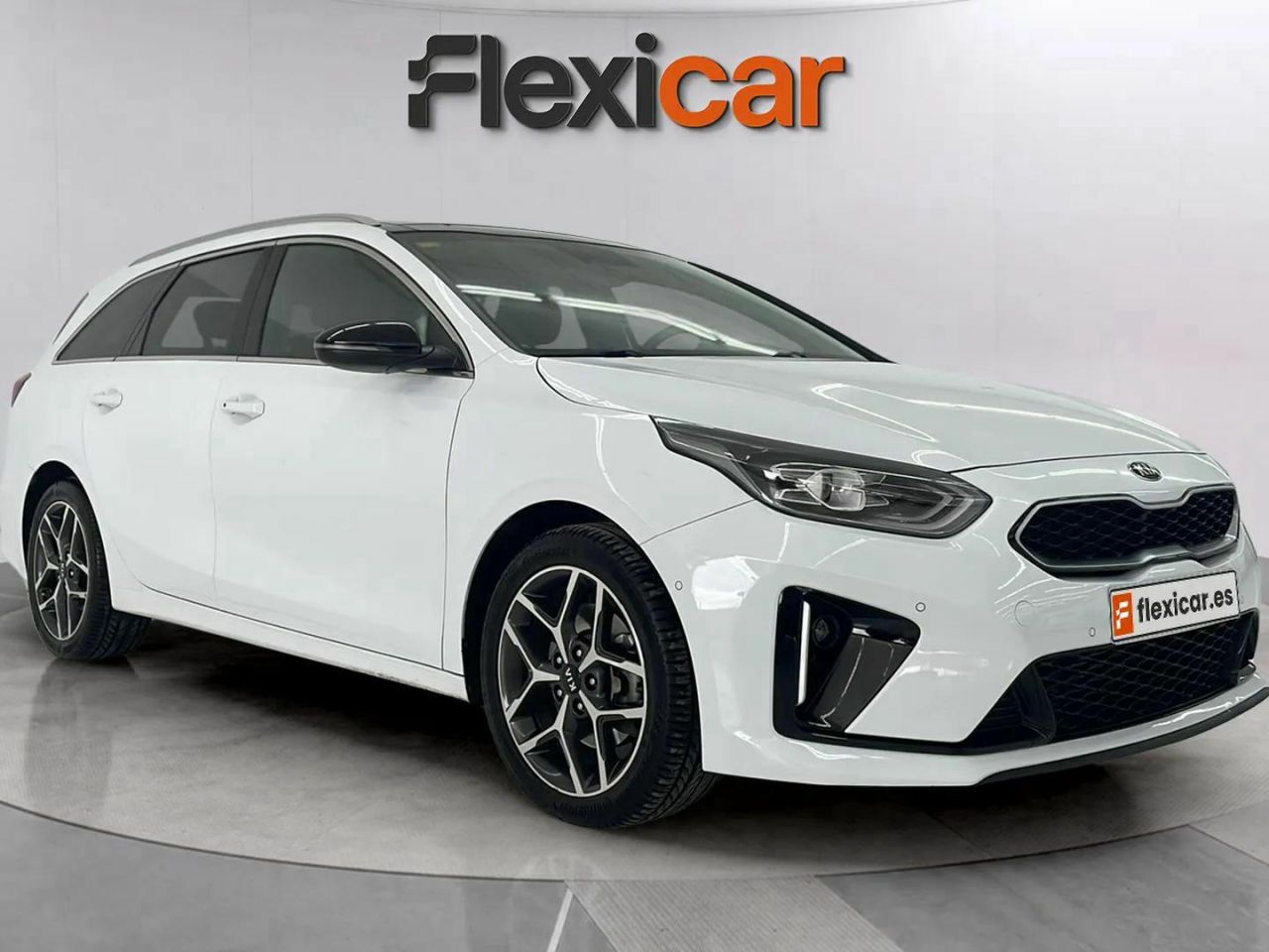 Mesas sillas restaurante  de segunda mano - kia ceed 2020 /
