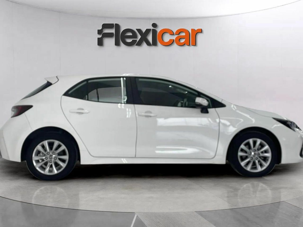 toyota corolla 2024 / foto grande (3)