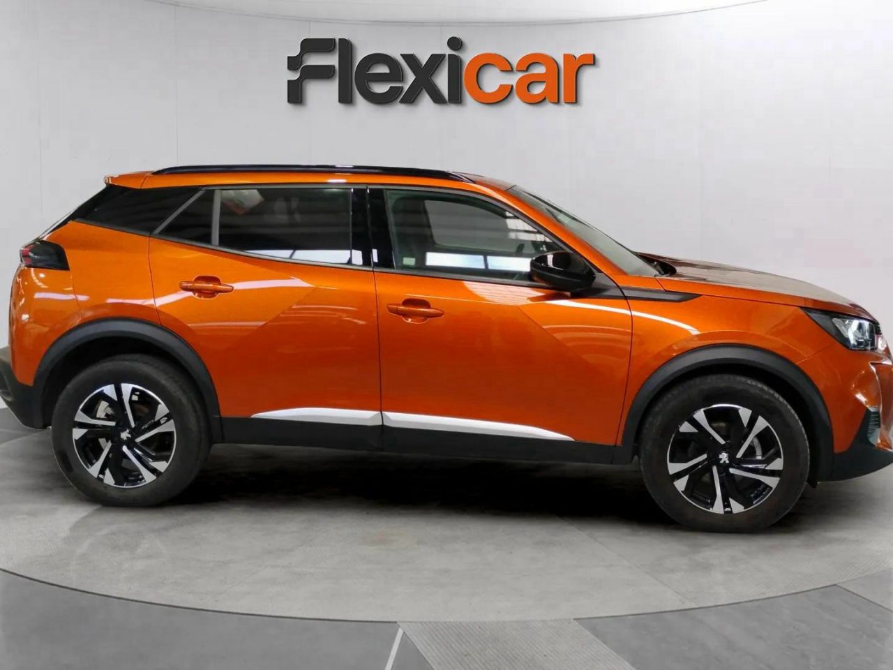 peugeot 2008 2023 / foto grande (3)